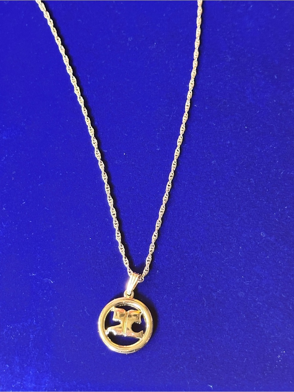 Courreges Paris Gold Logo Circle Pendant Necklace - Picture 4 of 12